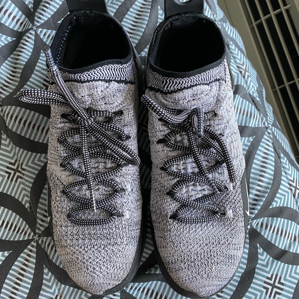 kd 11 black white racer blue